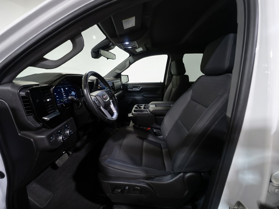 Used 2023 GMC Sierra 1500 Elevation AWD/4WD image 14
