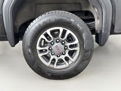 Used 2022 GMC Sierra 2500 SLT w/ Snow Plow Prep/Camper Package AWD/4WD image 29
