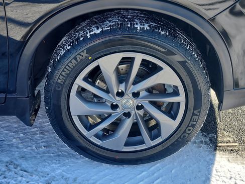 Used 2016 Nissan Rogue SL w/ SL Premium Package image 8