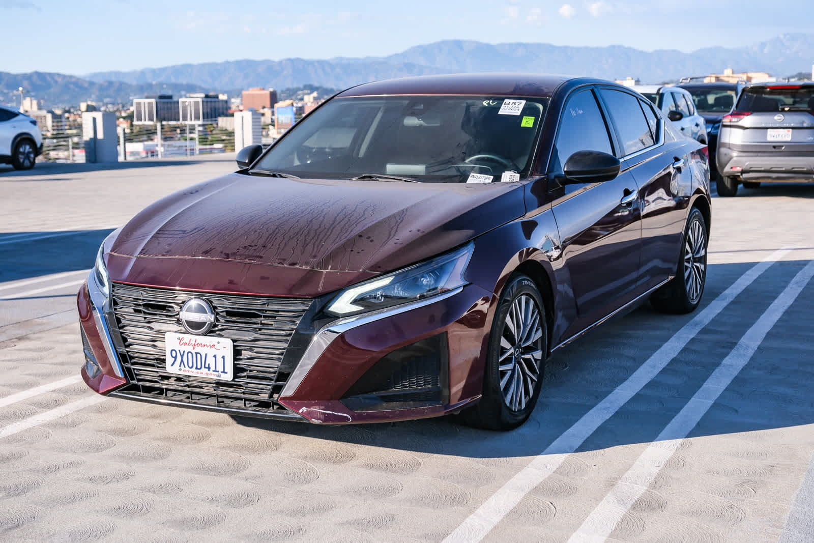 Used 2024 Nissan Altima 2.5 SV FWD image 1