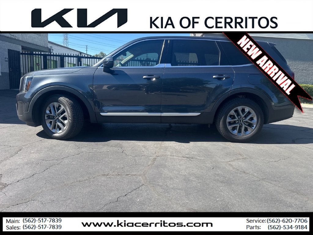 Certified 2024 Kia Telluride LX FWD image 2