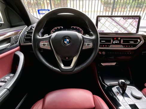 Used 2023 BMW X4 xDrive30i w/ Premium Package image 5