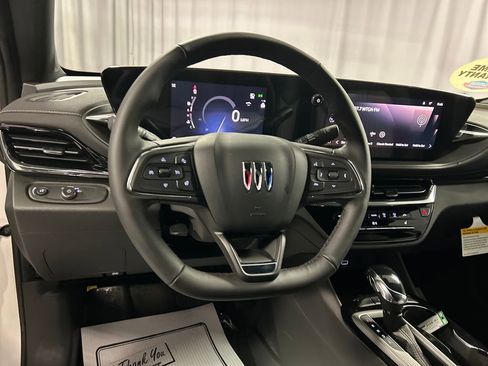New 2026 Buick Envista Avenir FWD image 13