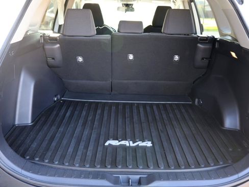Used 2020 Toyota RAV4 LE w/ All Weather Liner Package FWD image 20