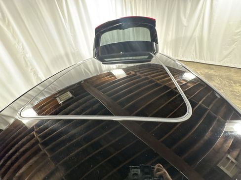 Used 2024 Porsche Macan image 30