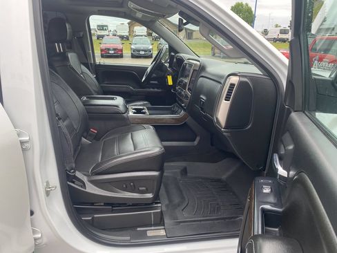 Used 2017 GMC Sierra 1500 Denali w/ Denali Ultimate Package AWD/4WD image 12