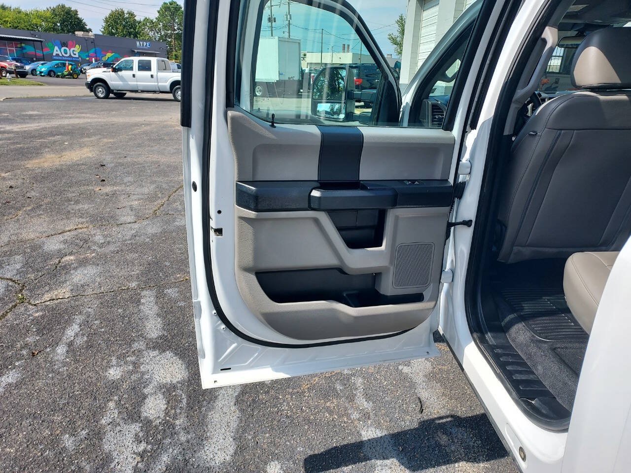 Used 2020 Ford F350 XL w/ Power Equipment Group RWD image 11
