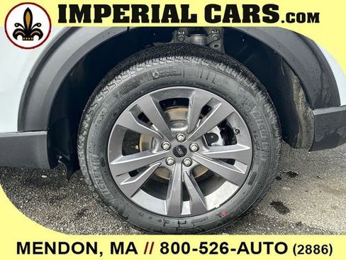 New 2026 Ford Explorer Active w/ Active Comfort Package image 8