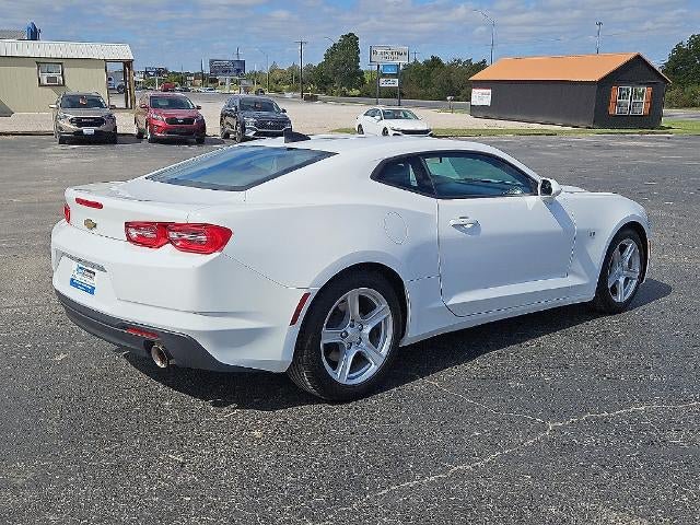 Used 2023 Chevrolet Camaro LT RWD image 8