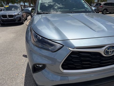 Used 2023 Toyota Highlander XLE FWD image 15