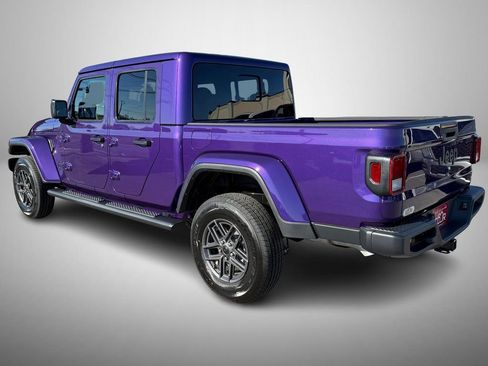 New 2026 Jeep Gladiator Sport AWD/4WD image 4