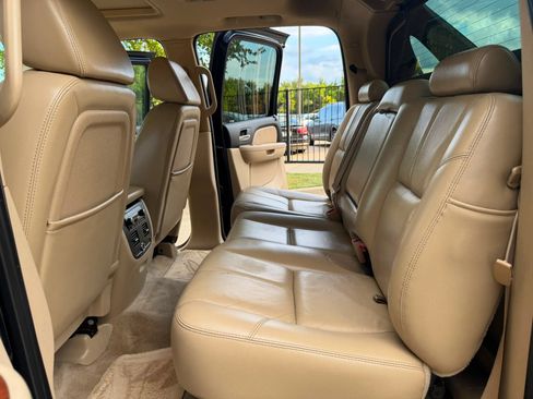 Used 2007 Chevrolet Avalanche LT w/ LT Preferred Equipment Group RWD image 20