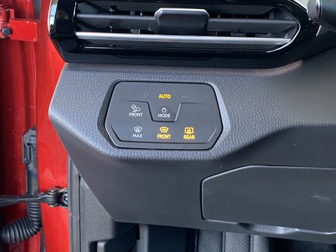 Certified 2023 Volkswagen ID.4 Pro S AWD/4WD image 33
