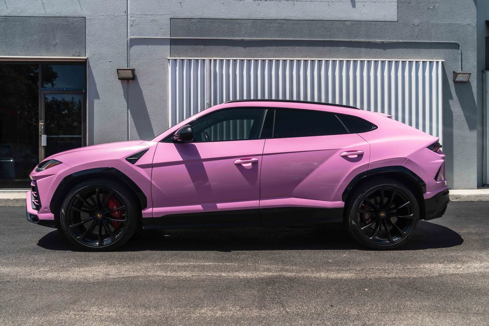 Used 2020 Lamborghini Urus AWD/4WD image 6