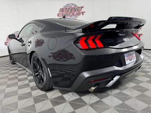 Used 2025 Ford Mustang GT RWD image 24