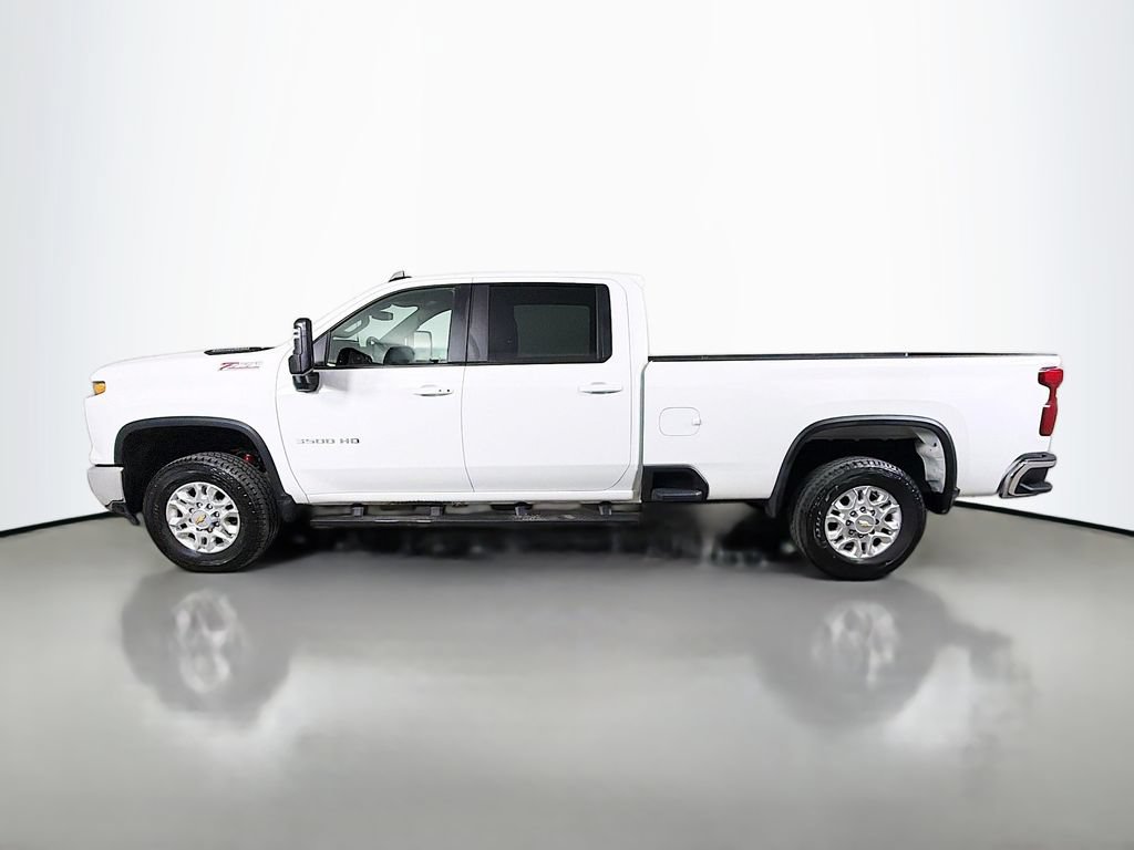 Used 2025 Chevrolet Silverado 3500 LT w/ Convenience Package AWD/4WD image 9