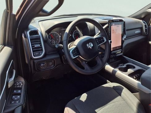 New 2026 RAM 2500 Big Horn AWD/4WD image 5