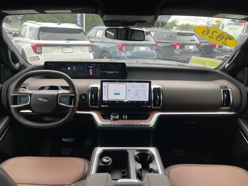 New 2026 Ford Expedition King Ranch AWD/4WD image 14