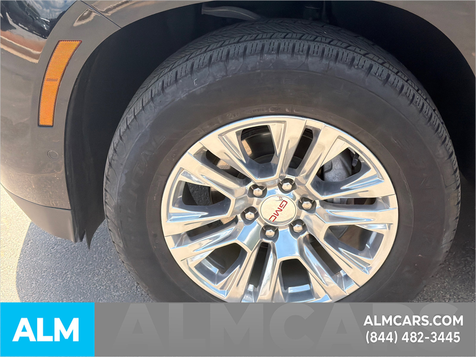 Used 2025 GMC Yukon Denali AWD/4WD image 12