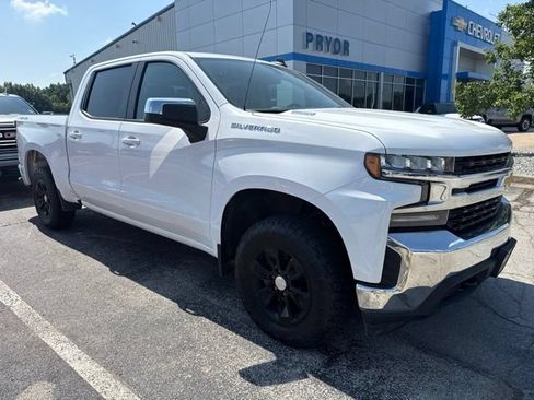 Used 2021 Chevrolet Silverado 1500 LT AWD/4WD image 1
