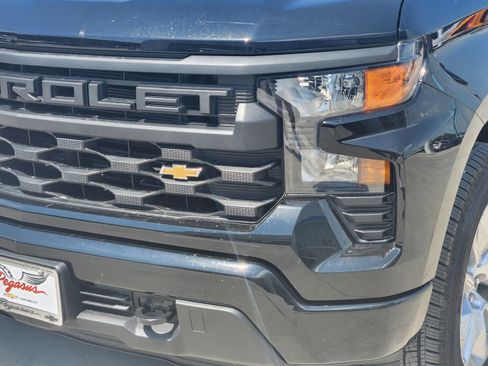 New 2025 Chevrolet Silverado 1500 Custom image 8