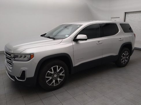 Used 2020 GMC Acadia SLE FWD image 2