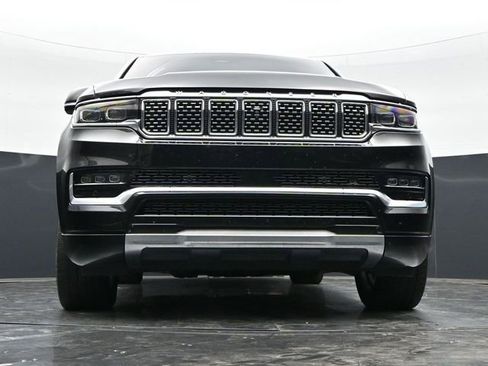 Used 2022 Jeep Grand Wagoneer Series II w/ Convenience Group III AWD/4WD image 38