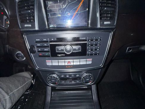 Used 2014 Mercedes-Benz ML 350 ML 350 4MATIC Sport Utility 4D image 15