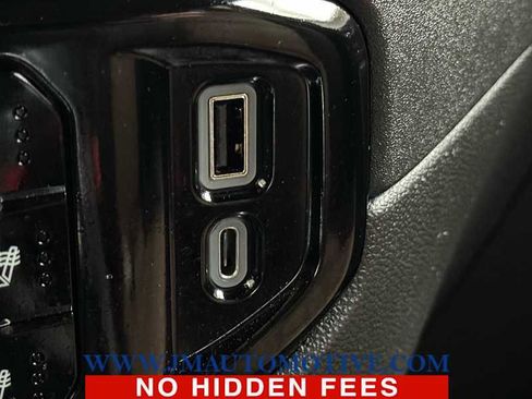 Used 2023 Chevrolet Silverado 1500 High Country w/ High Country Premium Package image 44