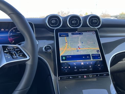 Certified 2025 Mercedes-Benz GLC 300 300 image 18