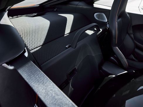 Used 2023 McLaren GT image 40