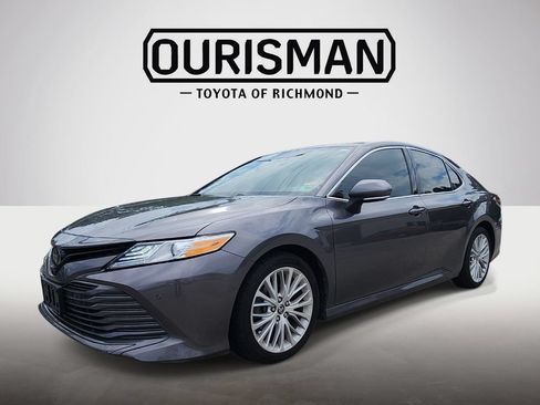 Certified 2020 Toyota Camry XLE w/ Driver Assist Package FWD image 3