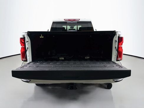 Certified 2025 Chevrolet Silverado 3500 High Country w/ High Country Premium Package AWD/4WD image 30