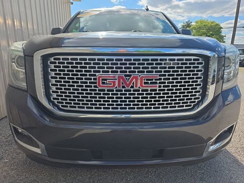 Used 2016 GMC Yukon XL Denali w/ Open Road Package AWD/4WD image 15