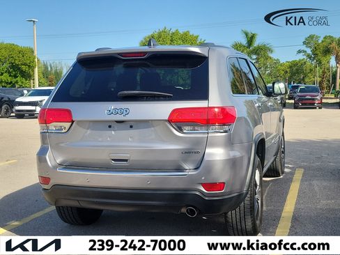 Used 2017 Jeep Grand Cherokee Limited RWD image 9