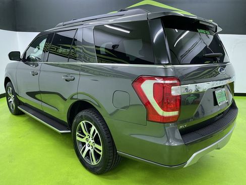 Used 2021 Ford Expedition XLT image 7