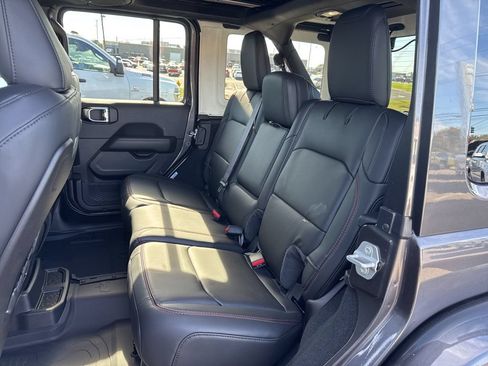 New 2026 Jeep Wrangler Unlimited Rubicon AWD/4WD image 20