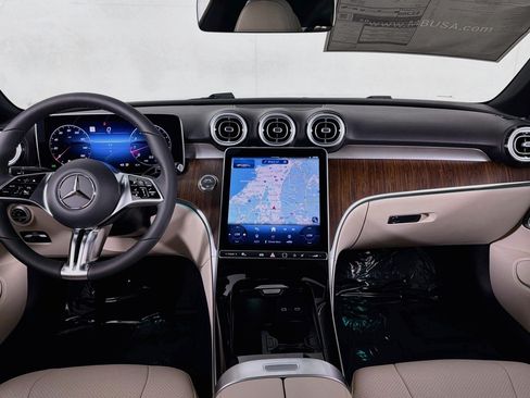 New 2027 Mercedes-Benz CLE 300 4MATIC Coupe image 4
