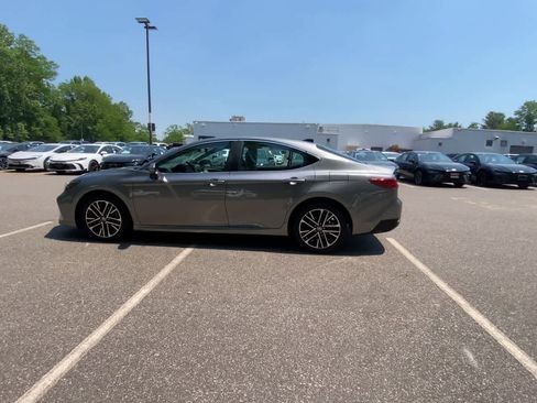 Used 2026 Toyota Camry XLE w/ Premium Package AWD/4WD image 10