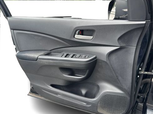 Used 2016 Honda CR-V SE image 23