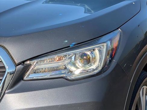 Used 2022 Subaru Ascent Limited w/ Technology Package image 9