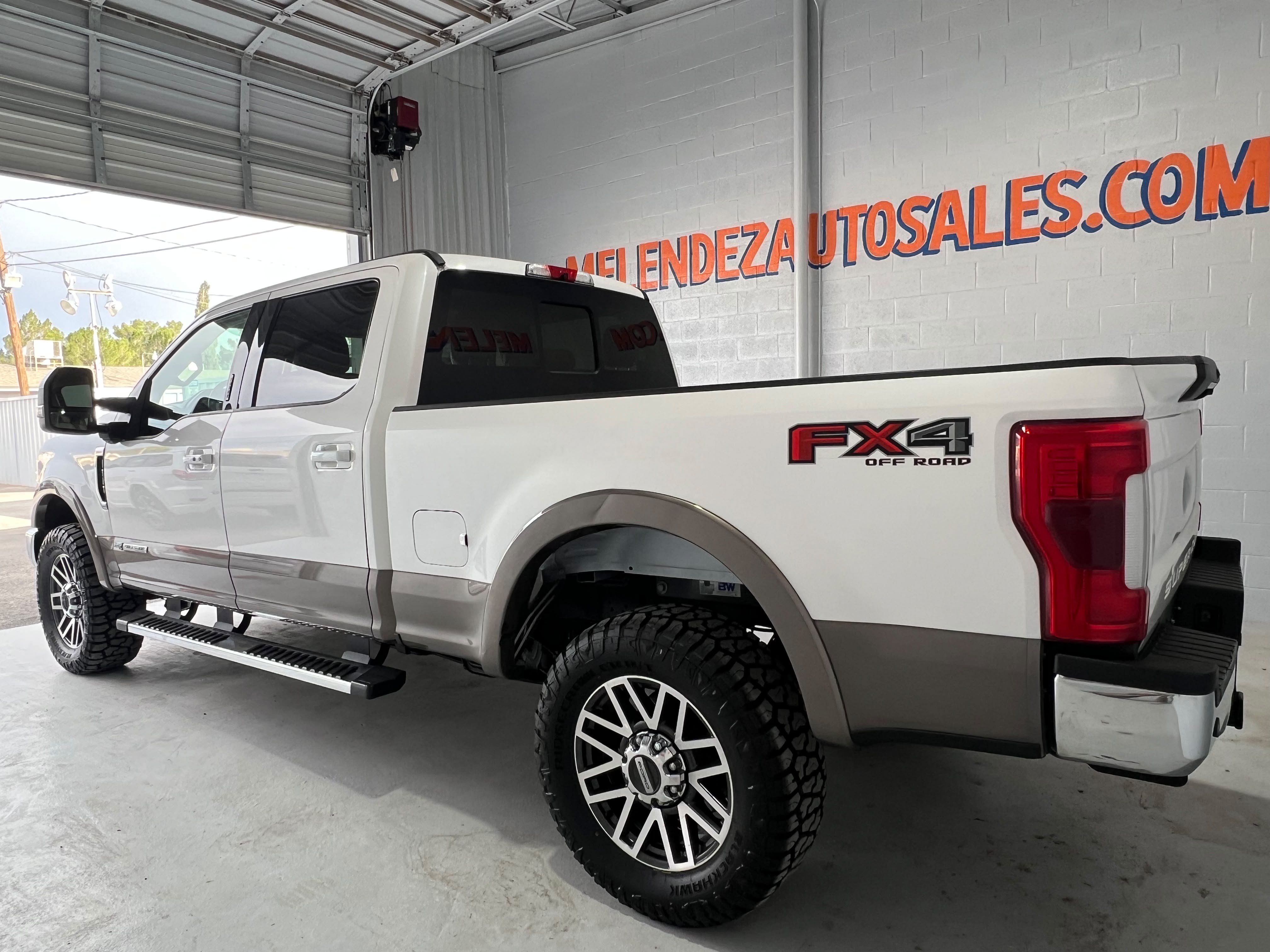 Used 2019 Ford F250 Lariat w/ Lariat Ultimate Package AWD/4WD image 3