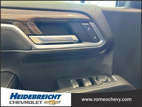 Used 2023 Chevrolet Silverado 1500 LT AWD/4WD image 11