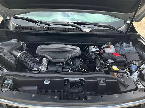 Used 2023 GMC Acadia AT4 w/ LPO, Floor Liner Package AWD/4WD image 33