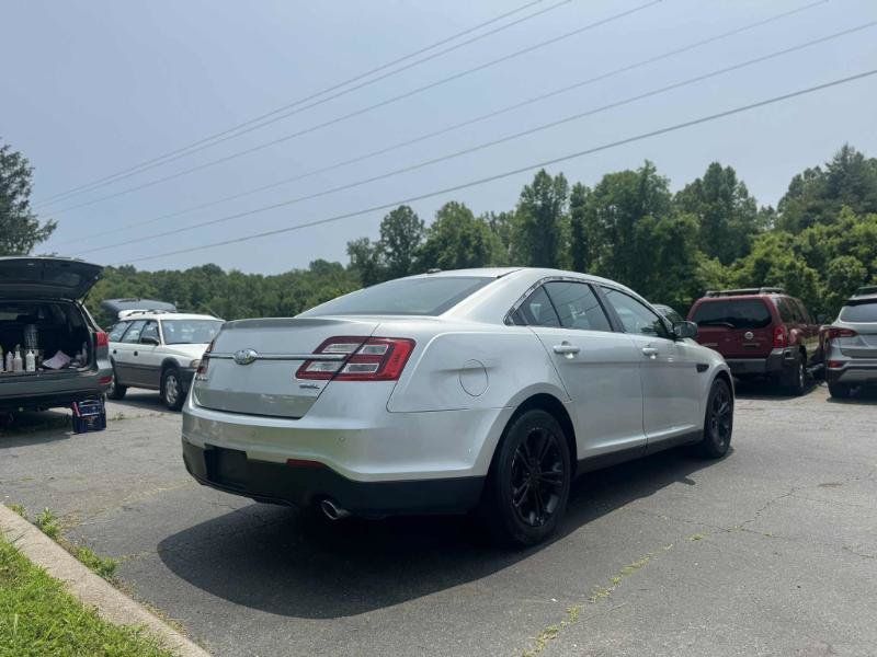 Used 2016 Ford Taurus SEL FWD image 5