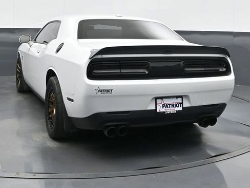 Used 2021 Dodge Challenger R/T Scat Pack RWD image 5