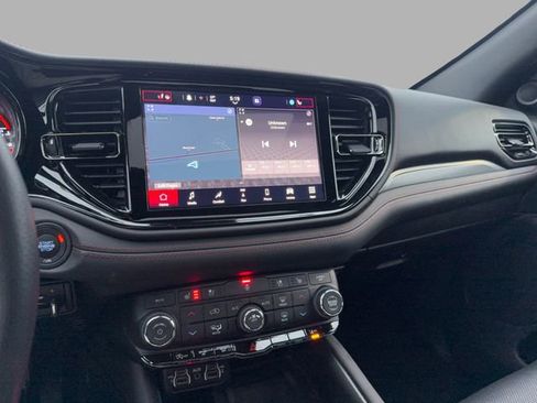 Used 2024 Dodge Durango GT image 19