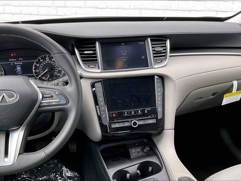 New 2025 INFINITI QX50 Luxe AWD/4WD image 5