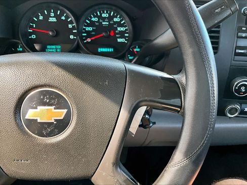 Used 2011 Chevrolet Silverado 1500 LS RWD image 24