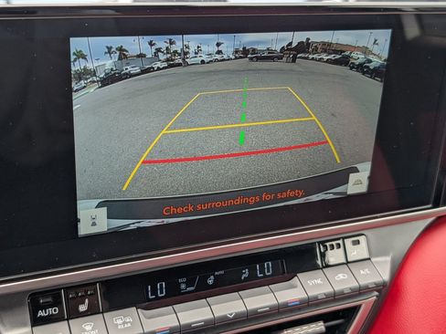 Used 2025 Toyota Camry XSE FWD image 6